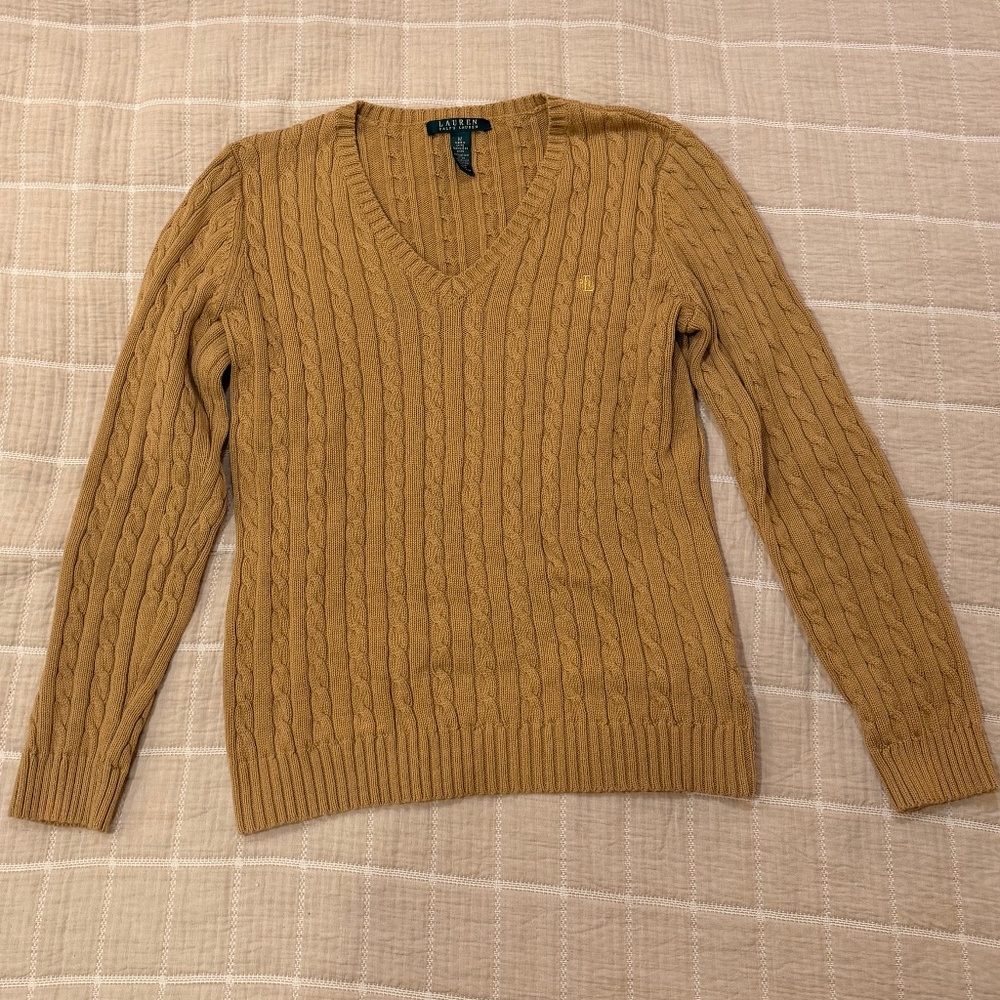 Lauren Ralph Lauren Camel Cable Knit V-Neck Sweater | Classic Preppy